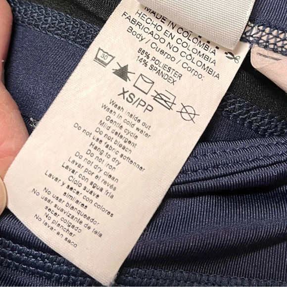 Zumba Wear XSpicy Navy Blue Capri Leggings - Size XS - VGUC - Navy Blue/Black - Picture 2 of 10